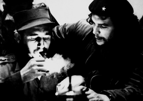 Che Guevara y Fidel por Roberto Salas